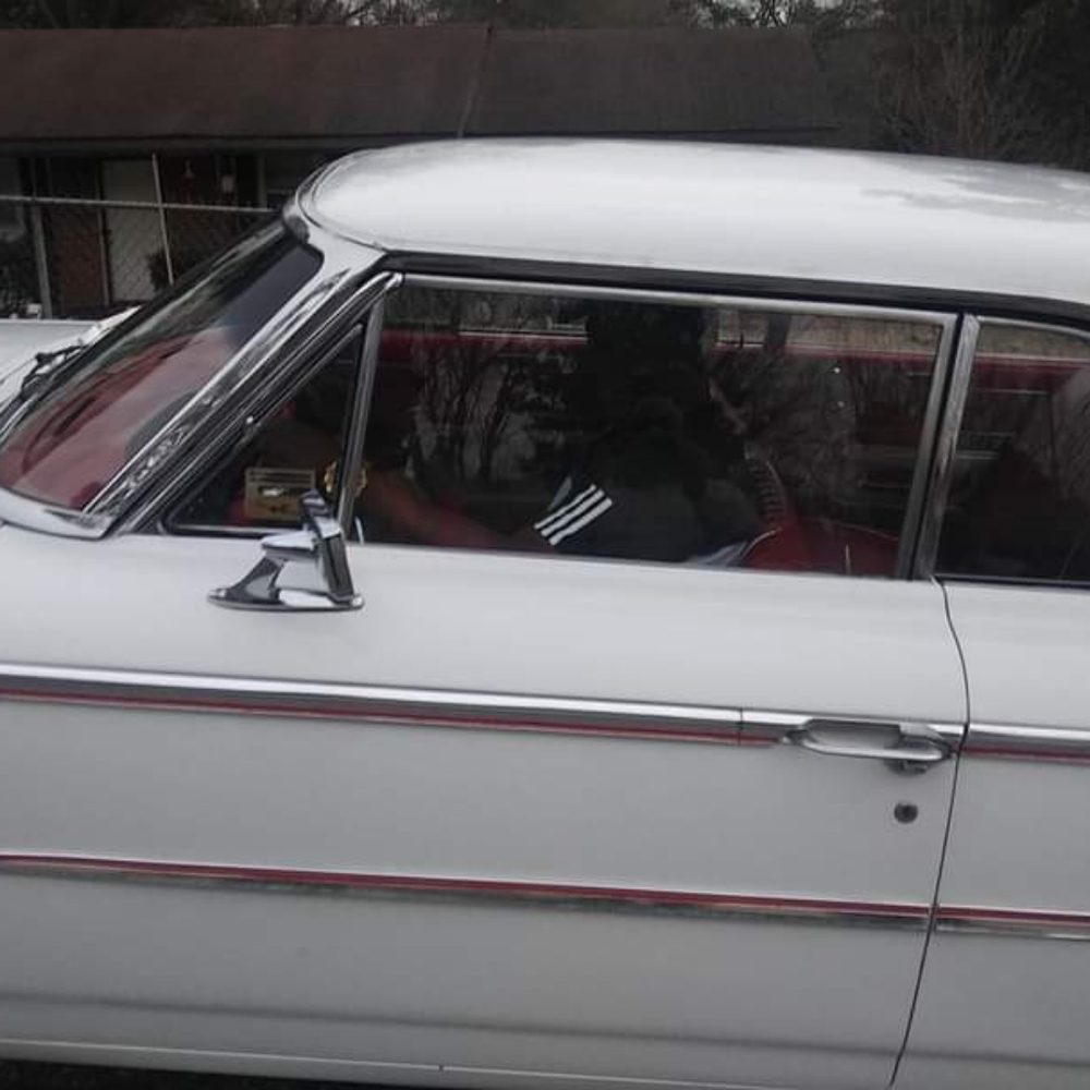 Meet your Posher, Darrell